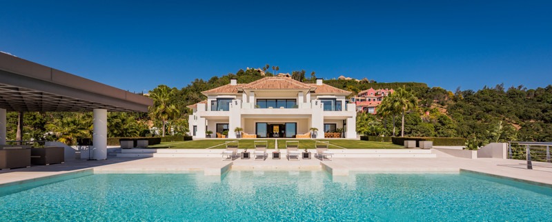 Modern Villa With Panoramic Views In La Zagaleta