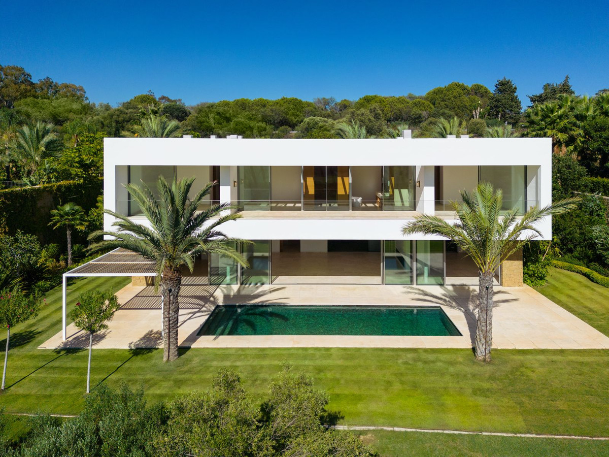 Luxury Villa With Golf Views In Casares Playa