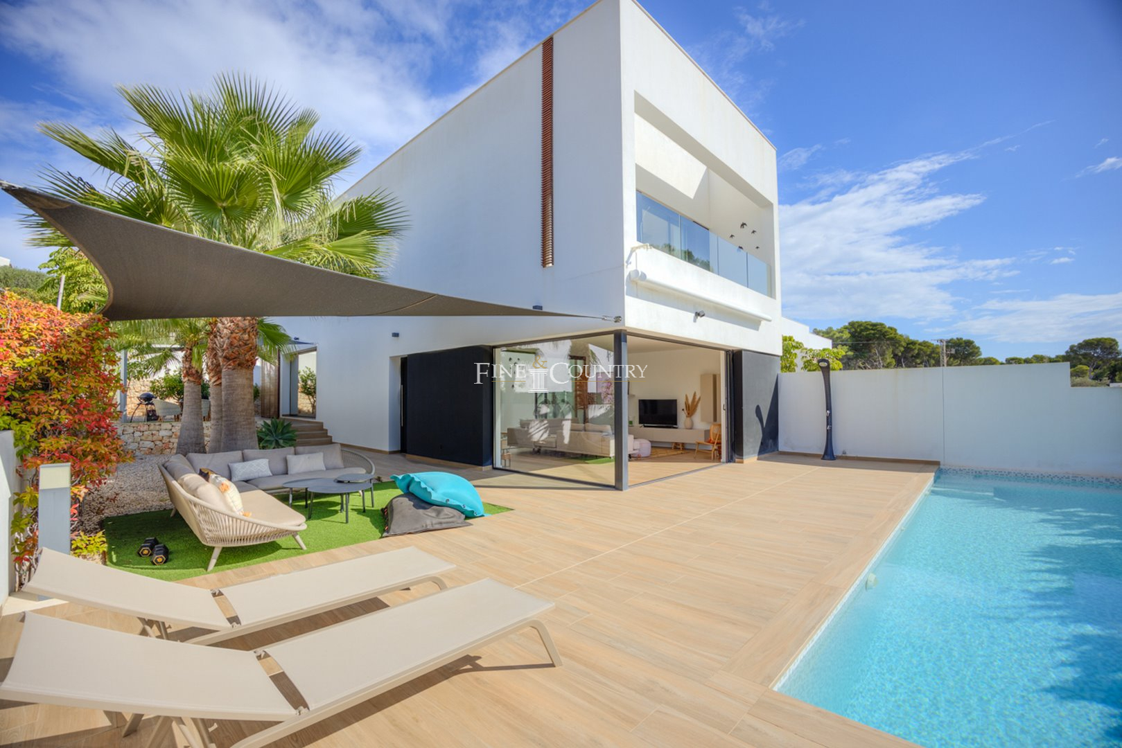Contemporary Villa In Moraira