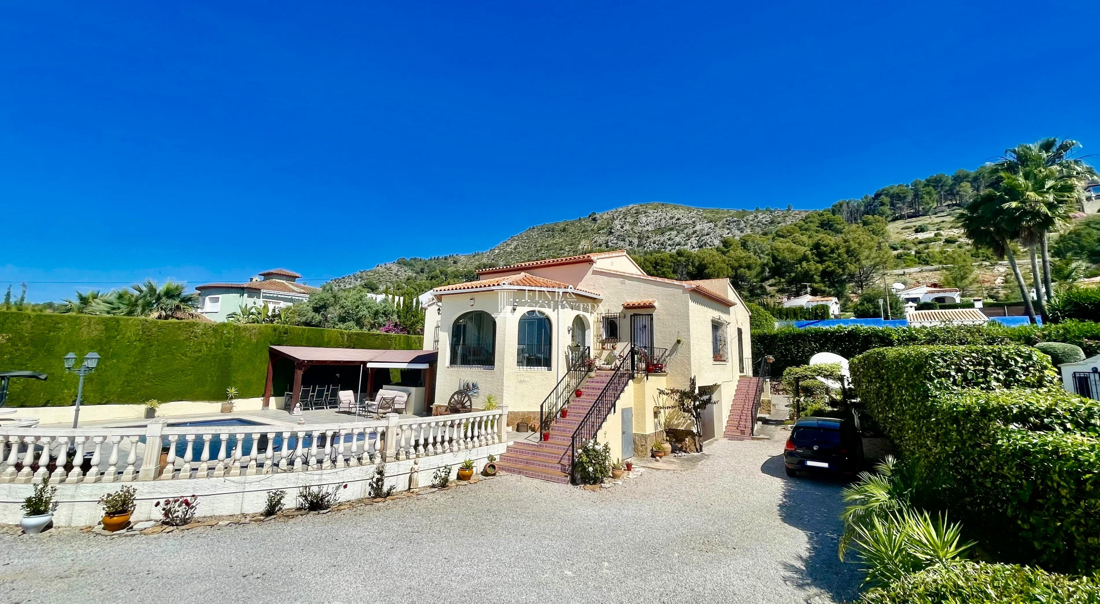 Modern Villa With Panoramic Views In Alcalali