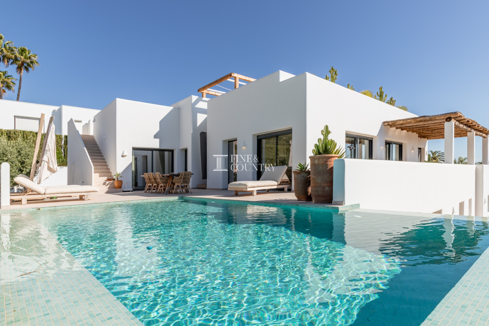 Contemporary Villa With Sea Views In Moraira