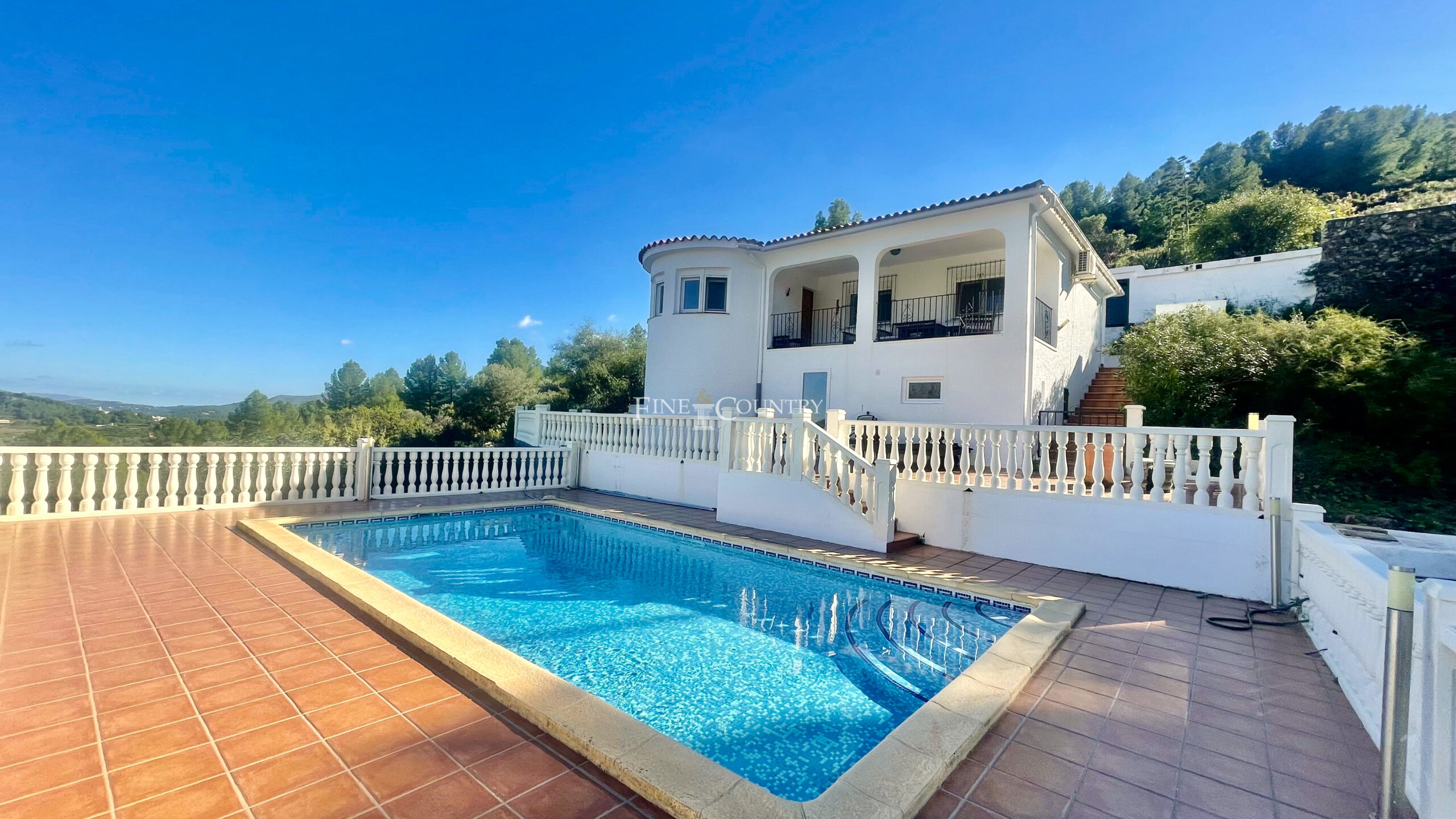 Modern Villa With Mountain Views In Benigembla