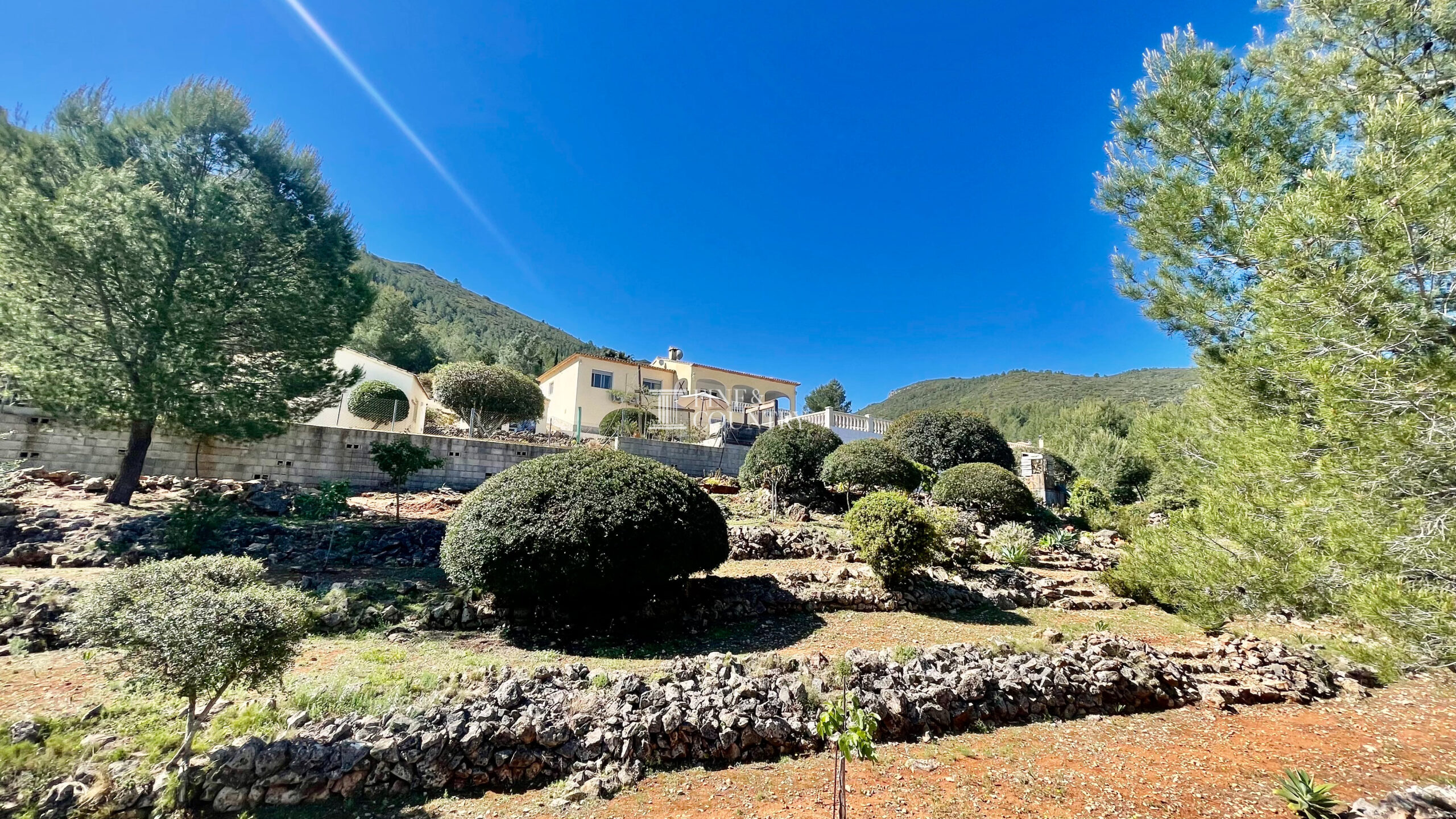 Modern Villa In Lliber